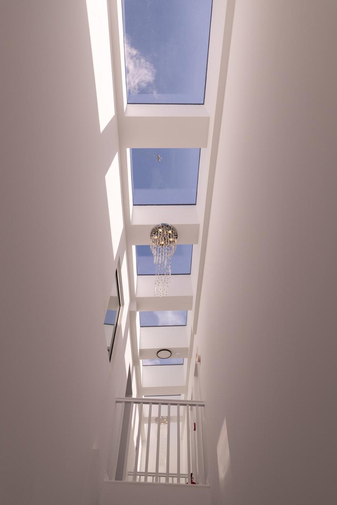 Atis The Park Inn Дувр Екстер'єр фото