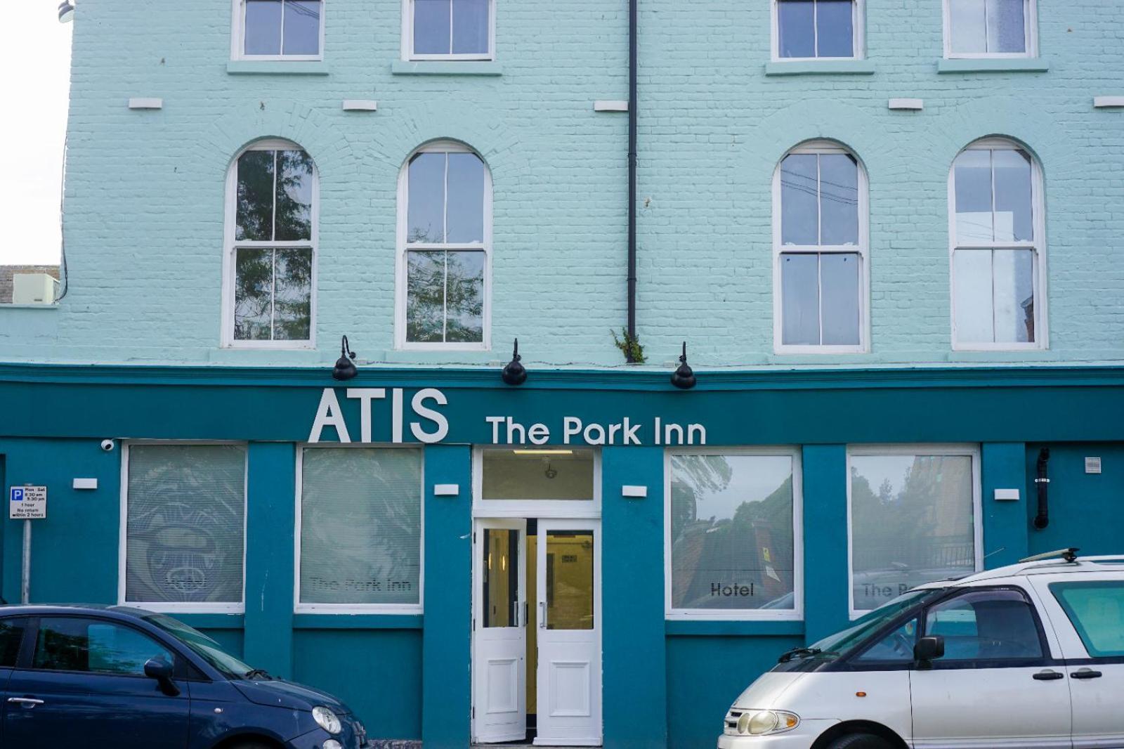 Atis The Park Inn Дувр Екстер'єр фото