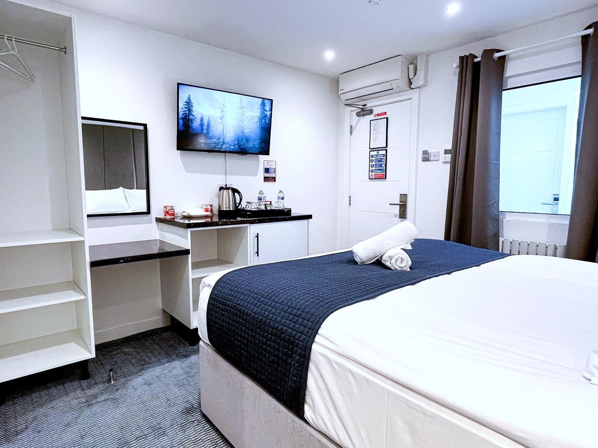 Atis The Park Inn Дувр Екстер'єр фото