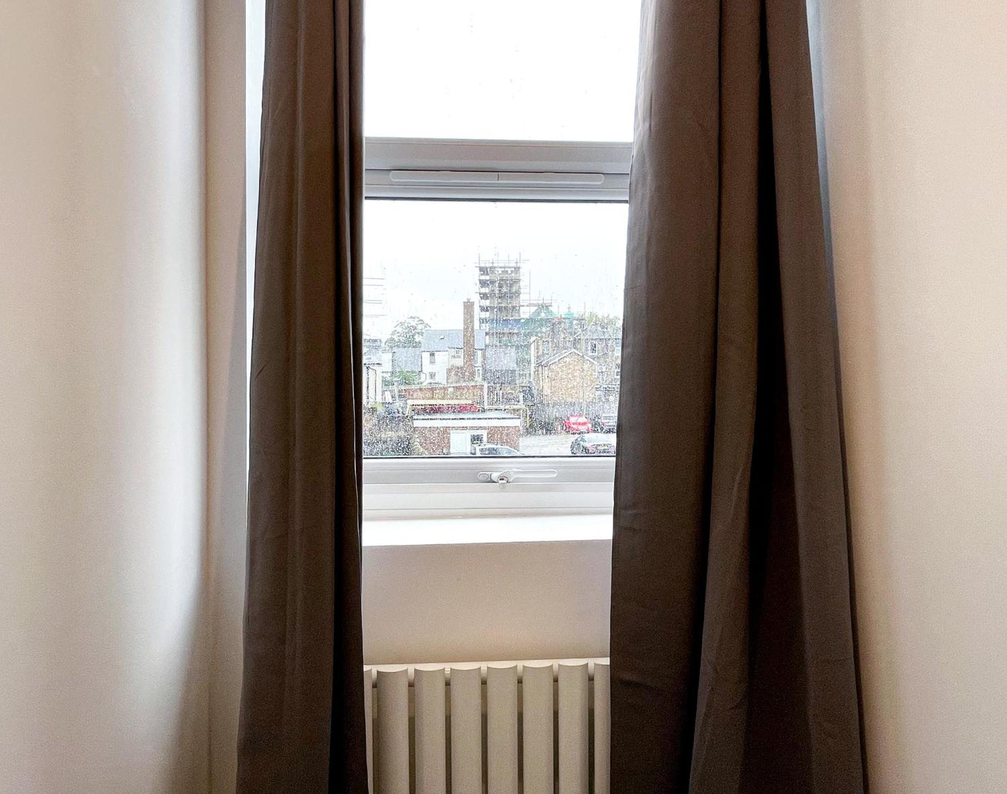 Atis The Park Inn Дувр Екстер'єр фото