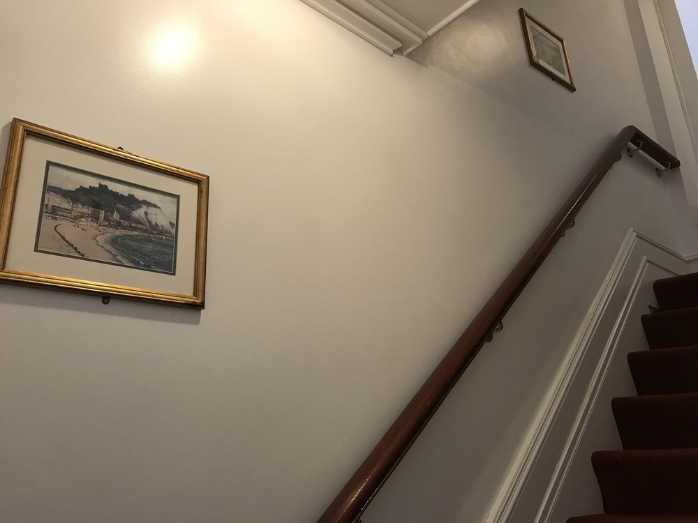 Atis The Park Inn Дувр Екстер'єр фото